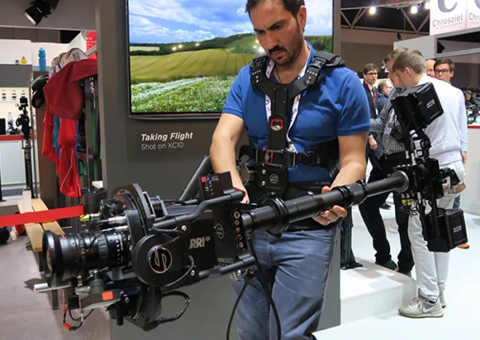 Chế tạo một Camera Stabilizer Rig với 5$ lam sao de co the che tao mot Camera Stabilizer Rig voi gia chi 5 dollar